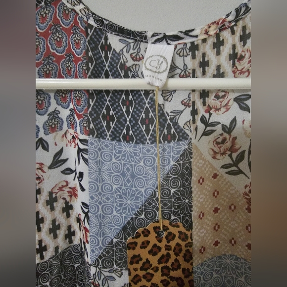 NWT CY Fashion Patchwork Kimono - Picture 3 of 3